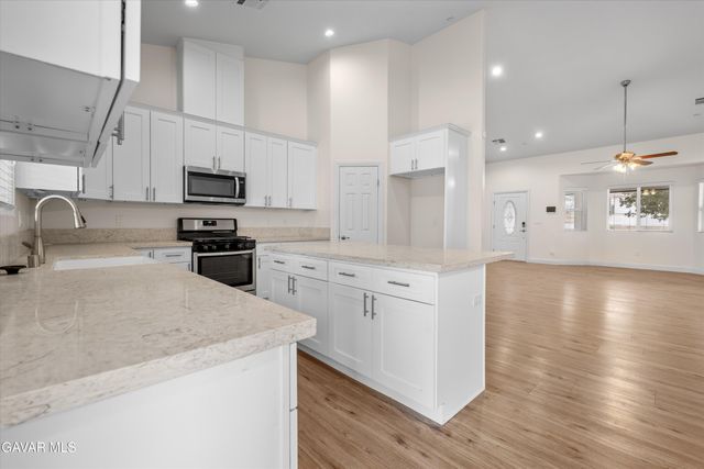 17841 Hambletonian Drive, Tehachapi, CA 93561