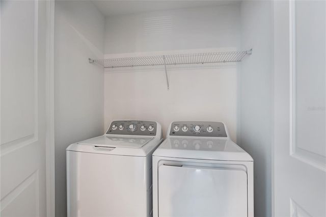 8717 WINTER BREEZE WAY, Sarasota, FL 34241