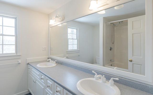 34 Ford Avenue, Walpole, NH 03608