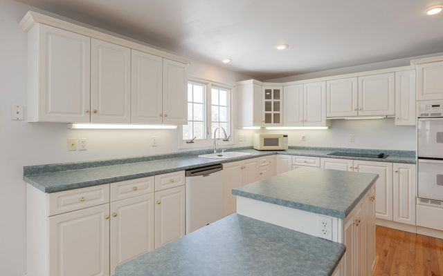 34 Ford Avenue, Walpole, NH 03608