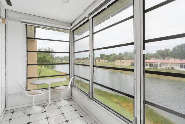180 Lake Frances Drive, West Palm Beach, FL 33411