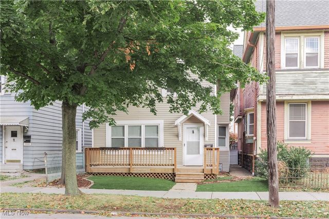 1004 Fairfield Avenue, Cleveland, OH 44113