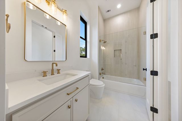 6481 Trammel Drive, Dallas, TX 75214