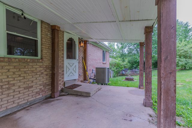 12 Ironstone Circle, Erlanger, KY 41018
