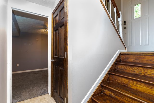 12 Ironstone Circle, Erlanger, KY 41018