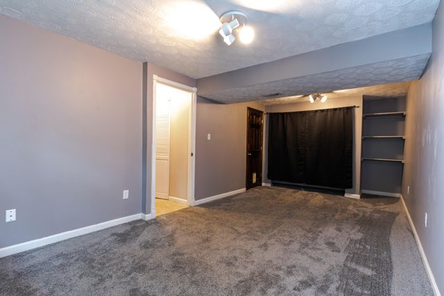 12 Ironstone Circle, Erlanger, KY 41018