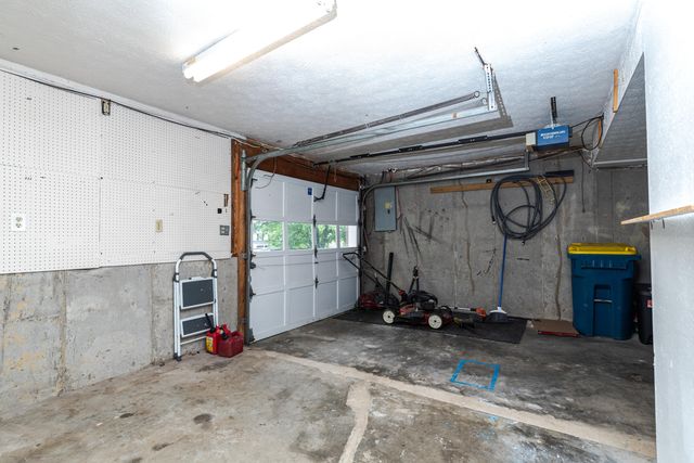 12 Ironstone Circle, Erlanger, KY 41018