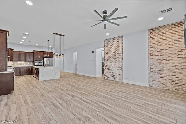 9048 Kristy Alana Street, Las Vegas, NV 89139