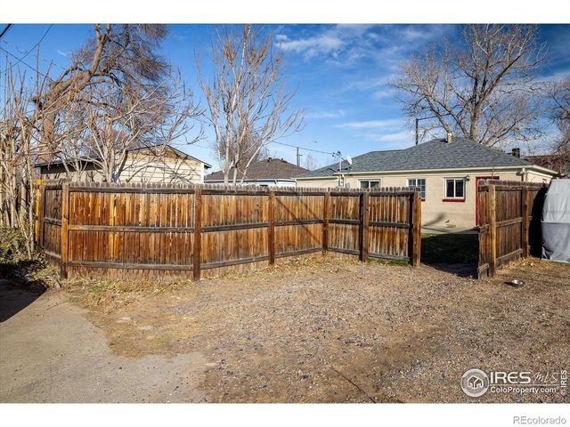 2885 Quebec Street, Denver, CO 80207
