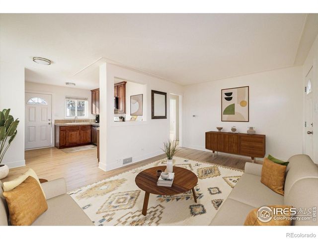 2885 Quebec Street, Denver, CO 80207