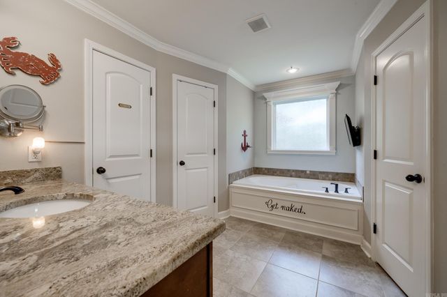 9006 Mars Hill Road, Bauxite, AR 72011
