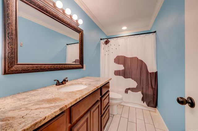 9006 Mars Hill Road, Bauxite, AR 72011