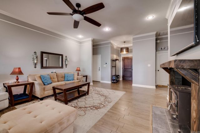 9006 Mars Hill Road, Bauxite, AR 72011