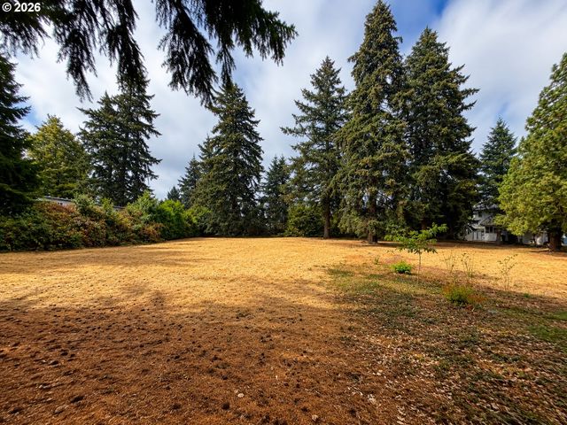 12405 Se MARKET St, Portland, OR 97233