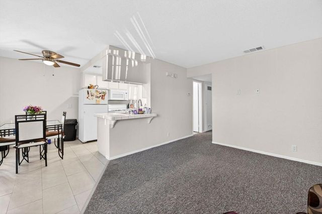 48304 Stewart Drive J1-4, Indio, CA 92201