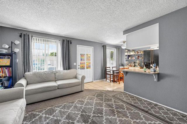 48304 Stewart Drive J1-4, Indio, CA 92201