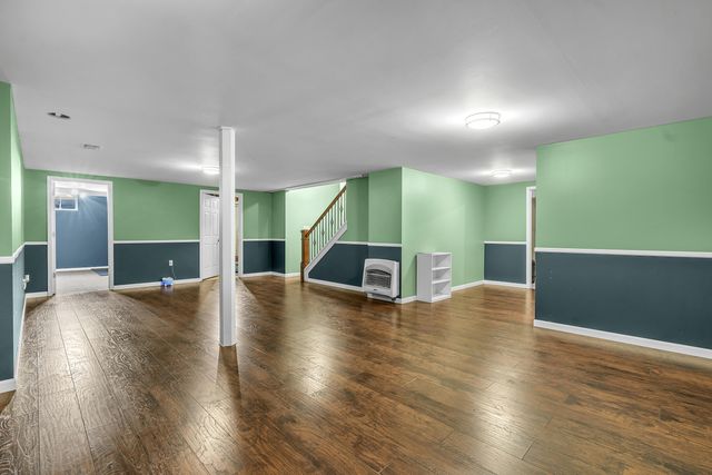 2724 Barberry Drive, Hobart, IN 46342