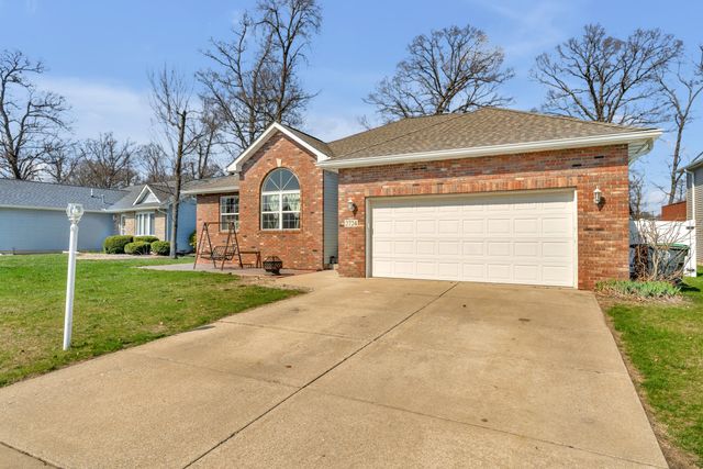 2724 Barberry Drive, Hobart, IN 46342