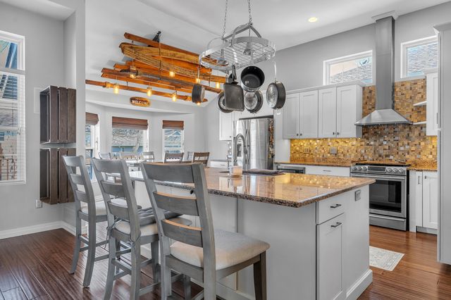 2724 Barberry Drive, Hobart, IN 46342