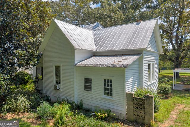 1404 W Main Street, Bowersville, GA 30516