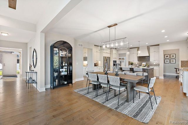 4747 Curtis Road, Ann Arbor, MI 48105