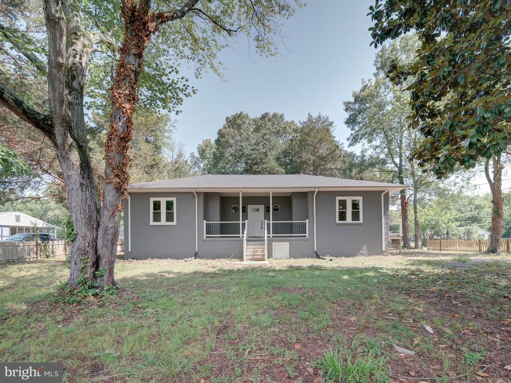 401 BRYAN POINT RD, Accokeek, MD 20607