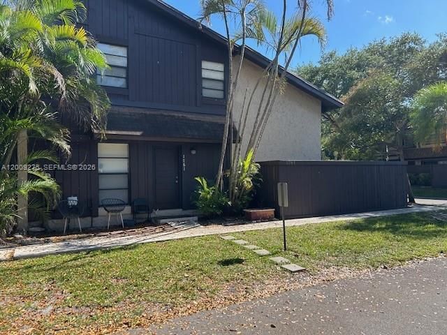 1761 Bayberry Dr, Pembroke Pines, FL 33024