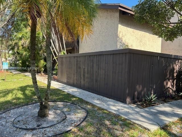 1761 Bayberry Dr, Pembroke Pines, FL 33024