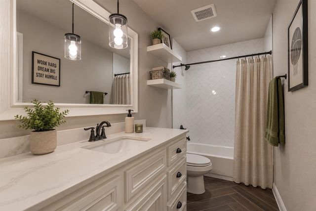 11618 Renaissance Drive, Montgomery, TX 77356