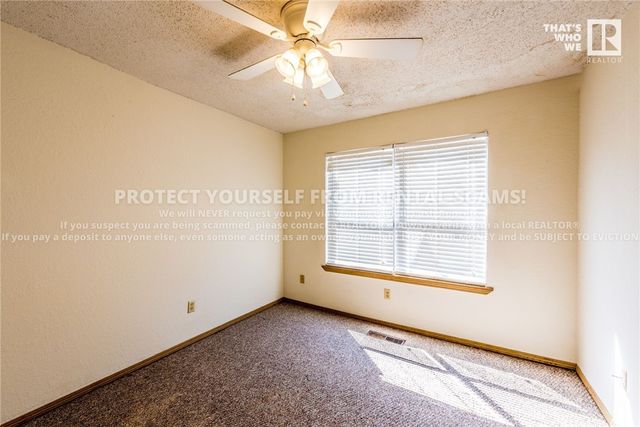 686 W Martha Street, Fayetteville, AR 72703