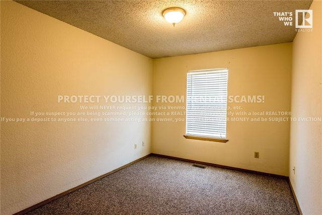 686 W Martha Street, Fayetteville, AR 72703