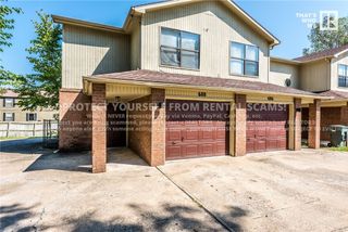 686 W Martha Street, Fayetteville, AR 72703