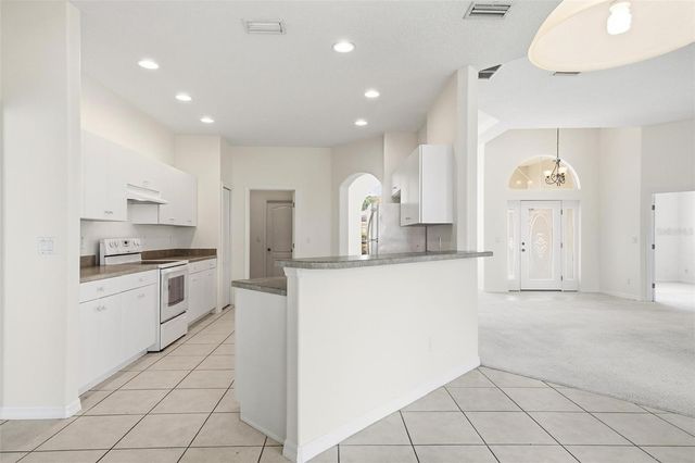 29 E DIAMOND DRIVE, Palm Coast, FL 32137