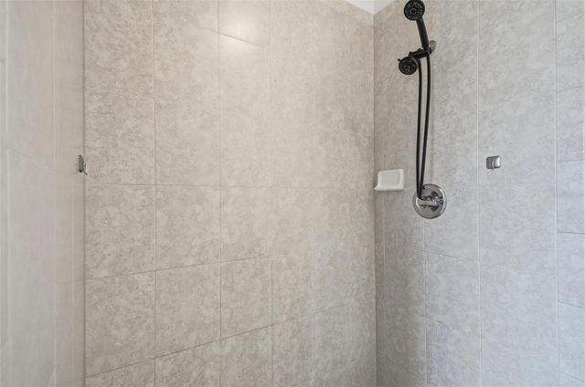 29 E DIAMOND DRIVE, Palm Coast, FL 32137