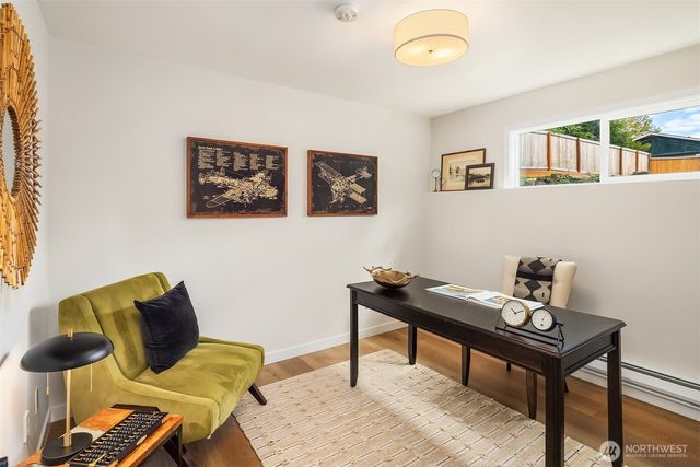 10125 NE 202nd St, Bothell, WA 98011