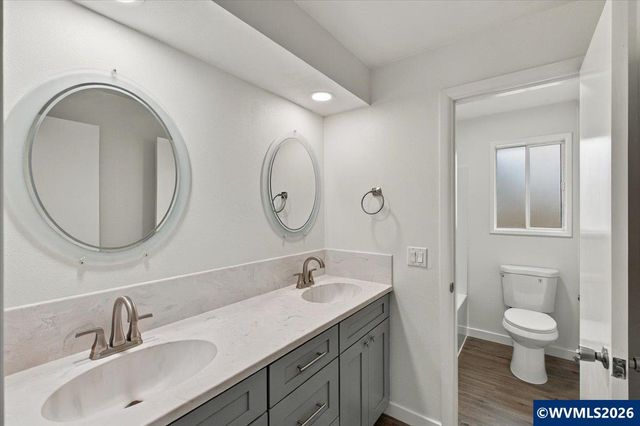4165 Glenwood Av NW, Albany, OR 97321