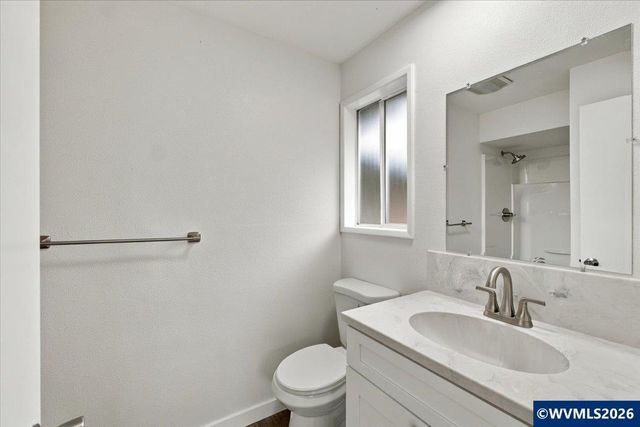 4165 Glenwood Av NW, Albany, OR 97321