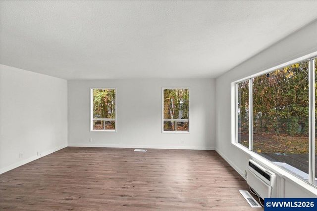 4165 Glenwood Av NW, Albany, OR 97321