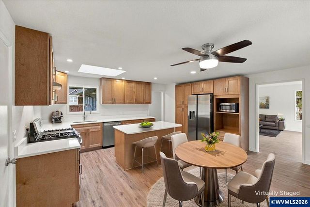 4165 Glenwood Av NW, Albany, OR 97321