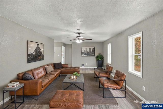4165 Glenwood Av NW, Albany, OR 97321