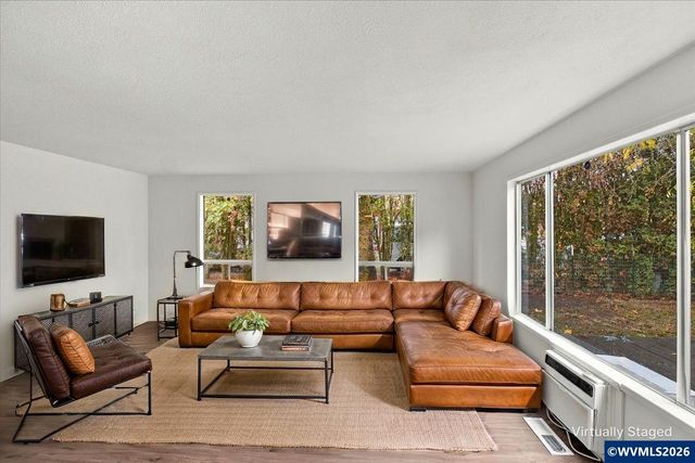 4165 Glenwood Av NW, Albany, OR 97321