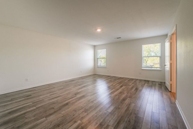 1102 Treeta TRL, Kyle, TX 78640