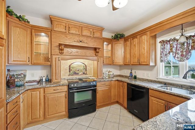 112 Hill Street, Wood Ridge, NJ 07075