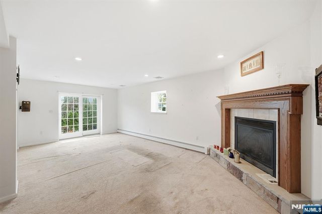 112 Hill Street, Wood Ridge, NJ 07075