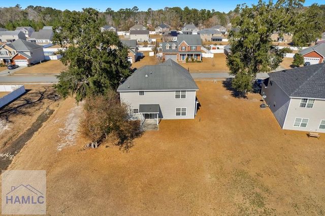 710 English Oak Drive, Hinesville, GA 31313