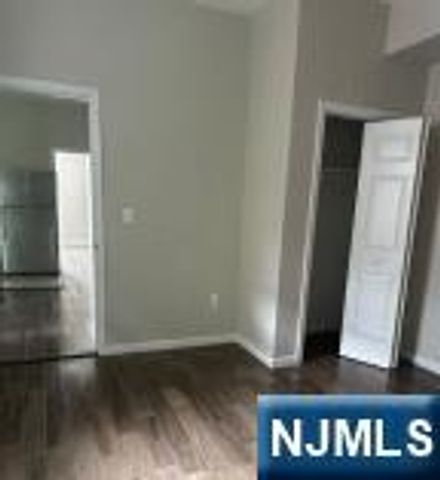108 Peabody Place, Newark, NJ 07104