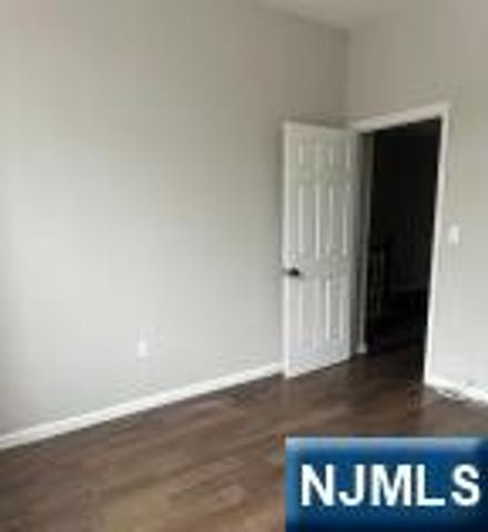 108 Peabody Place, Newark, NJ 07104