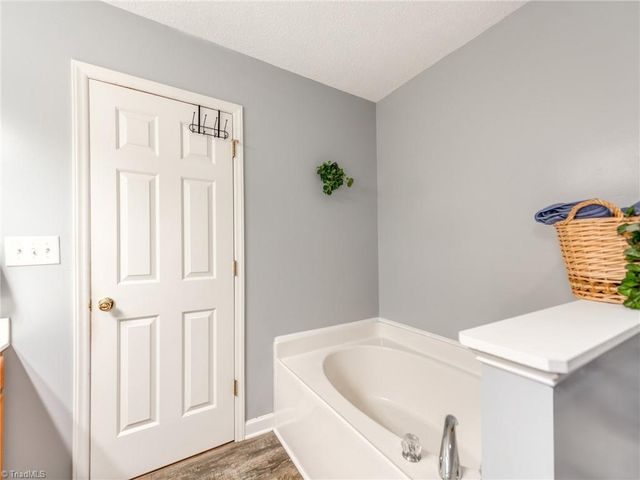 2030 Gyro Drive, Winston-salem, NC 27127