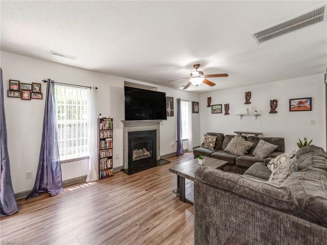 2030 Gyro Drive, Winston-salem, NC 27127