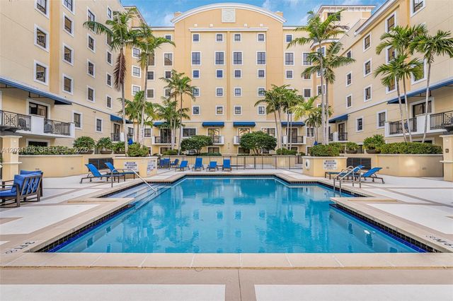 8395 SW 73rd Ave 710, Miami, FL 33143
